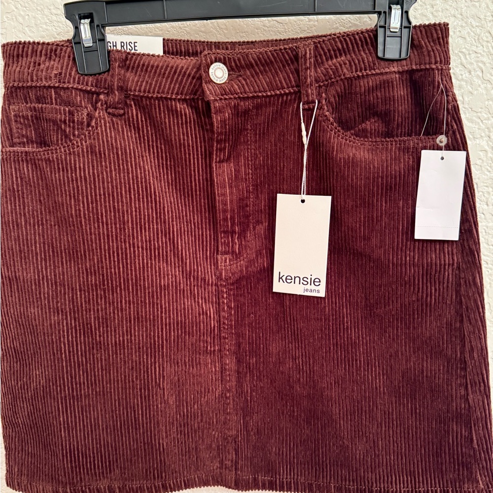 Y2K, Modern Vintage and Retro Kensie Women's Mini Corduroy Skirt - Deep Red - Picture 5 of 16